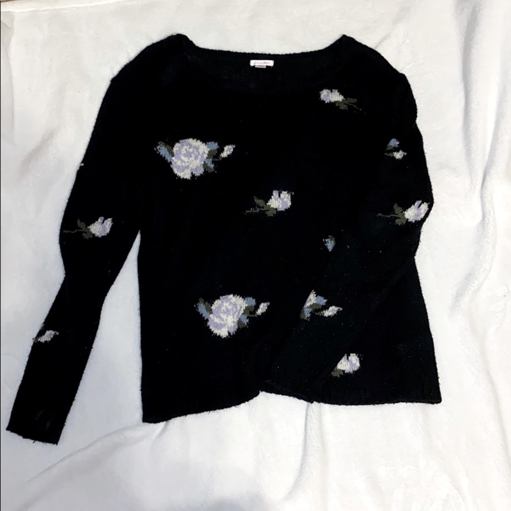 Xhilaration brand rose sweater - worn twice